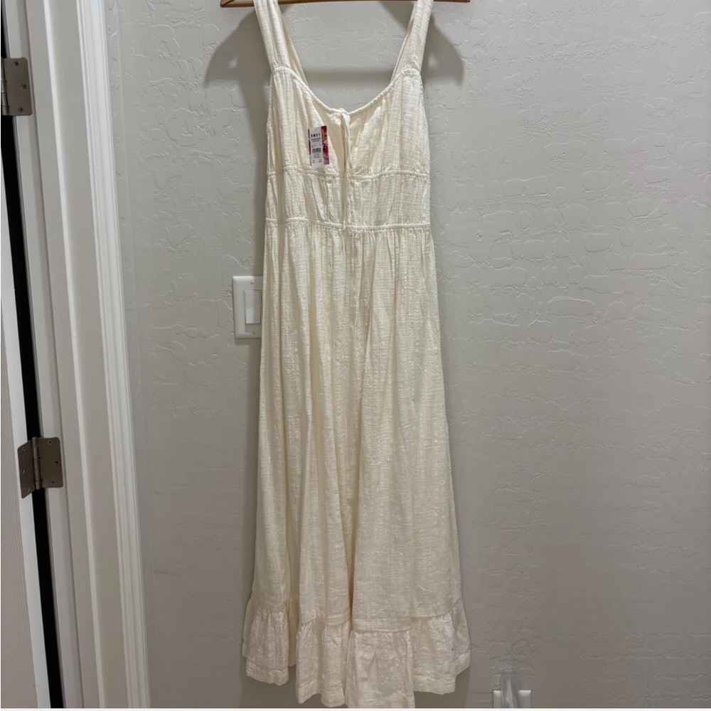 New with Tags Roxy Cream Maxi Dress